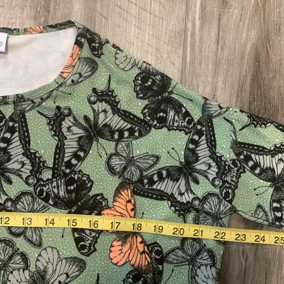 LuLaRoe XXS Oversized Irma Sage Green Butterfly Passion Tee - Picture 5 of 9
